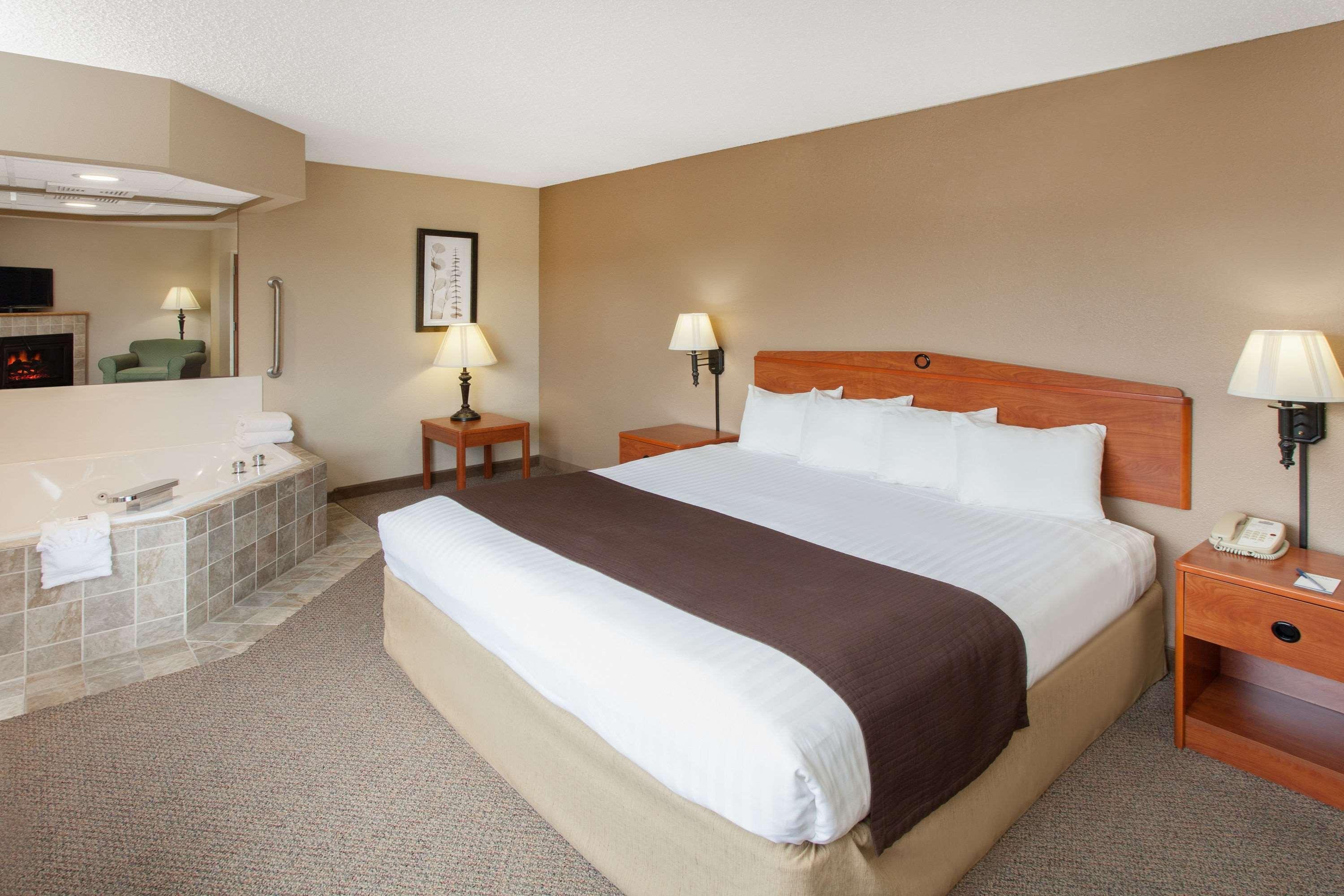 Americinn By Wyndham Greenville Extérieur photo