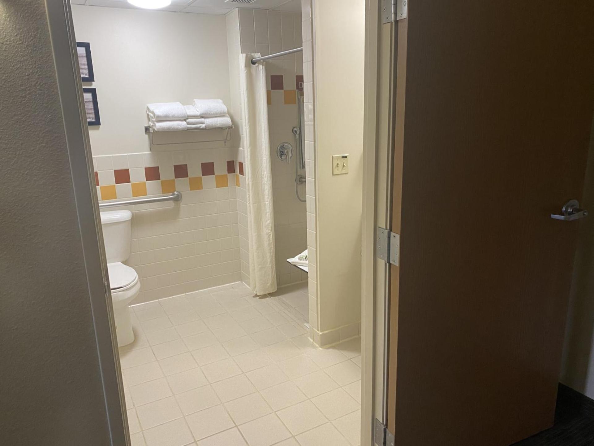Americinn By Wyndham Greenville Extérieur photo