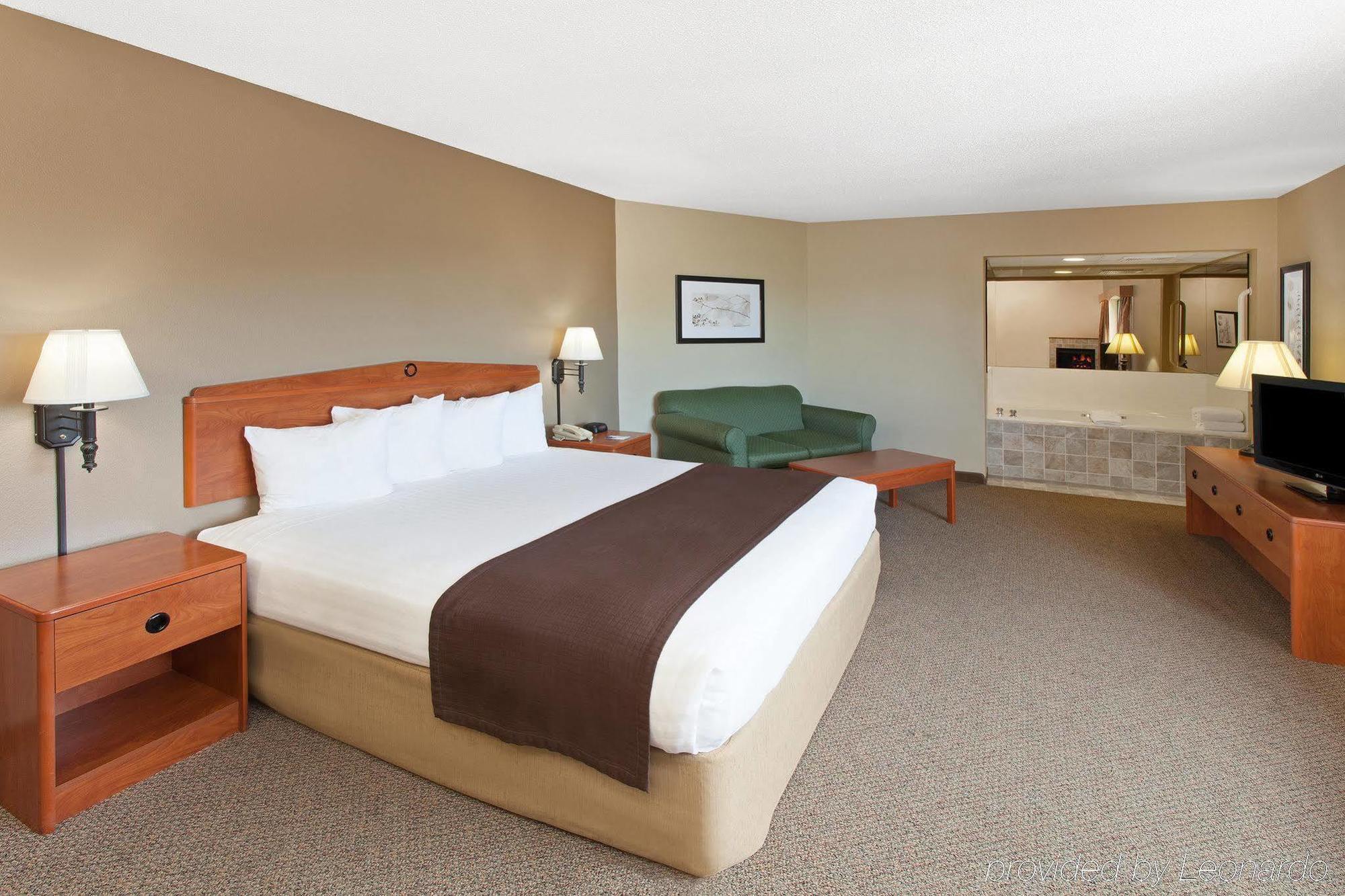 Americinn By Wyndham Greenville Extérieur photo